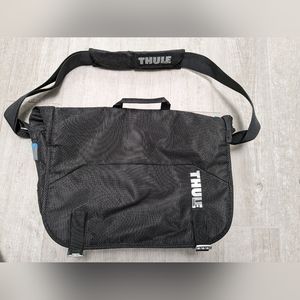 Thule messenger bag